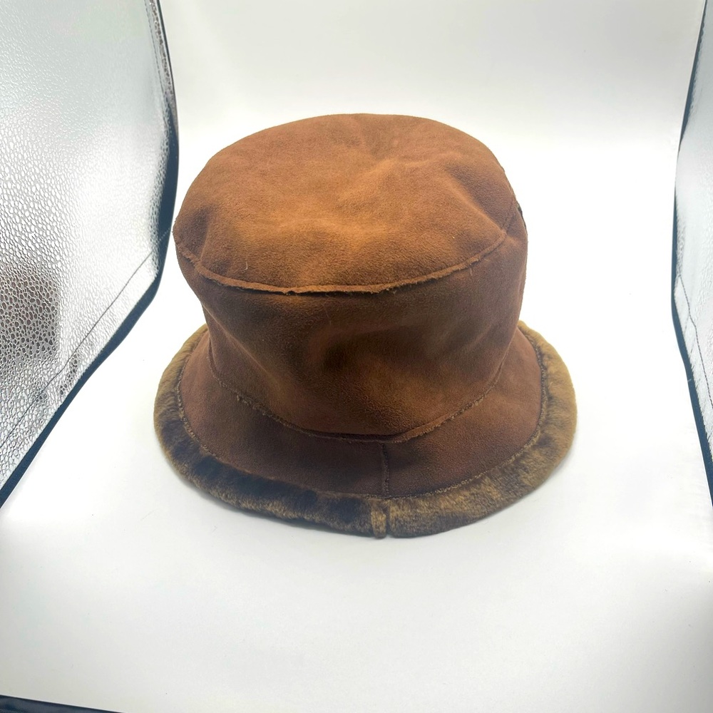 Ladies brown fur hat